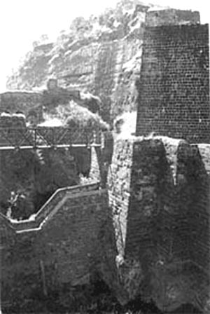 Second Outer Wall of Main Gate: Daulatabad Fort